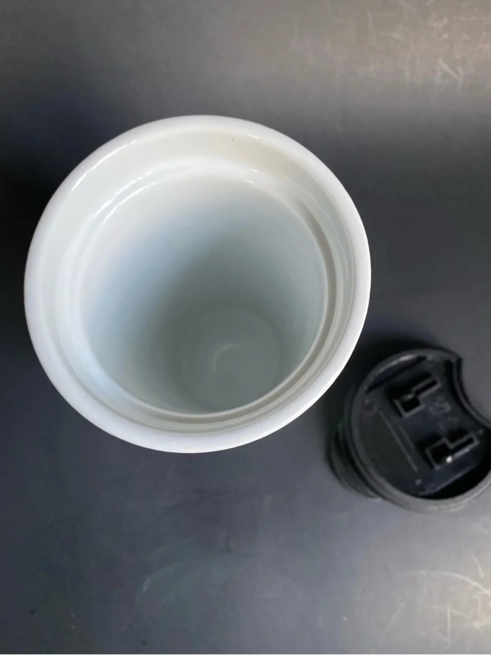 Starbucks White 10oz Ceramic Cup with Green Logo and Black Lid
